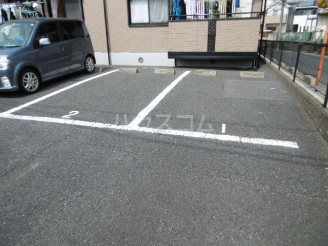20/30 駐車場