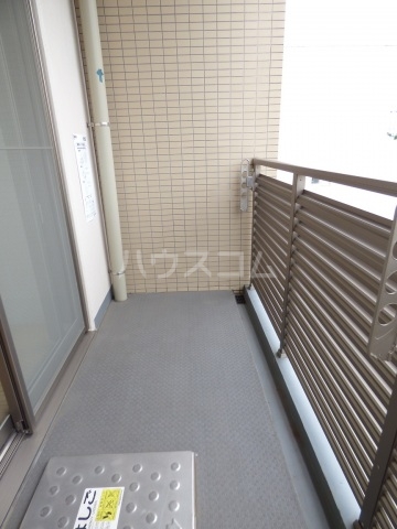 23/30 バルコニー