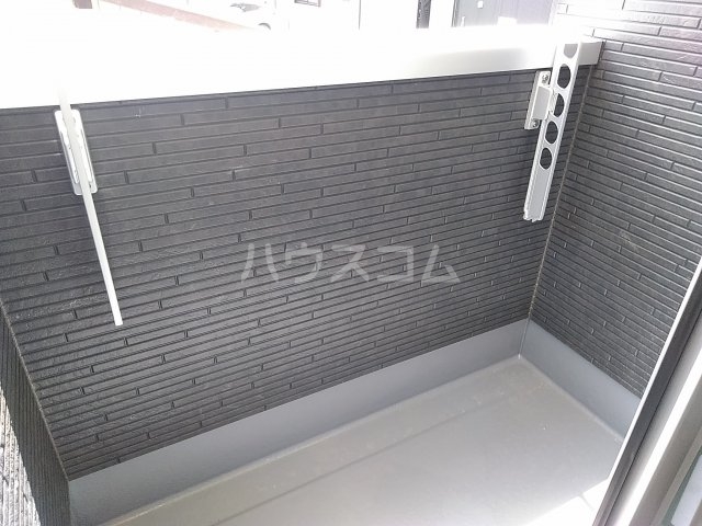 15/23 バルコニー