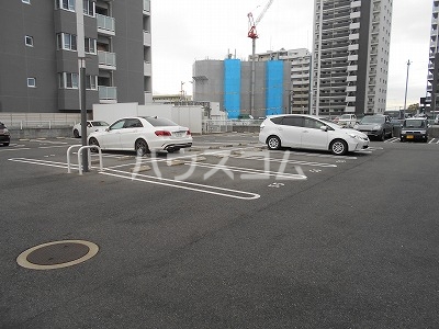 22/30 駐車場