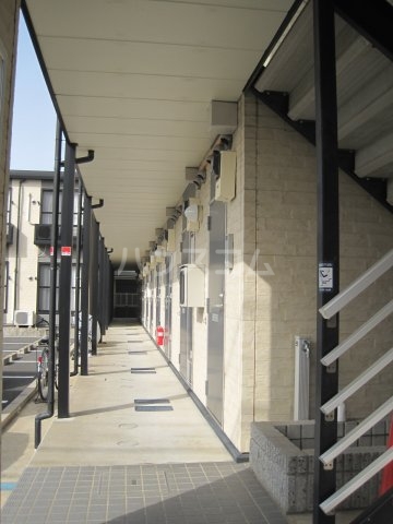 18/24 エントランス