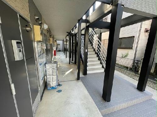 14/14 エントランス