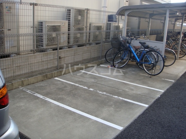 16/22 駐車場