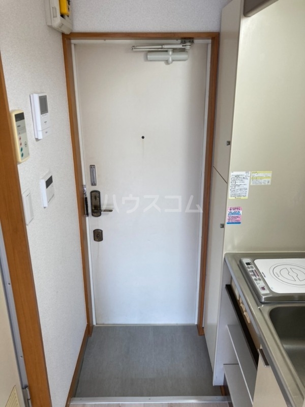 13/17 エントランス