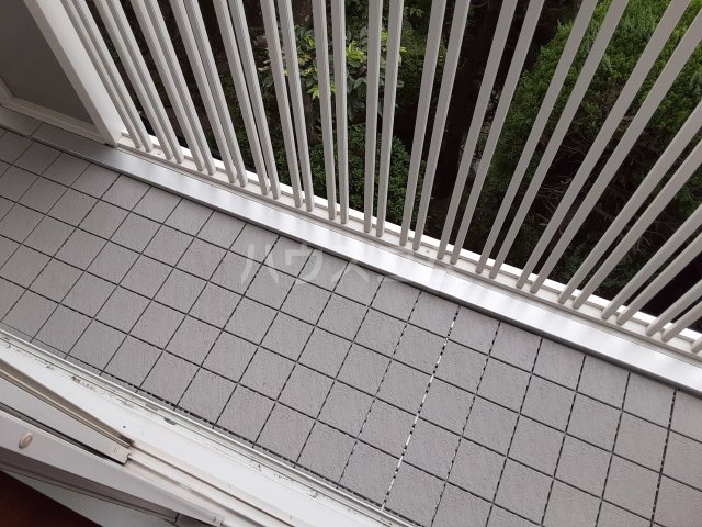 18/26 バルコニー