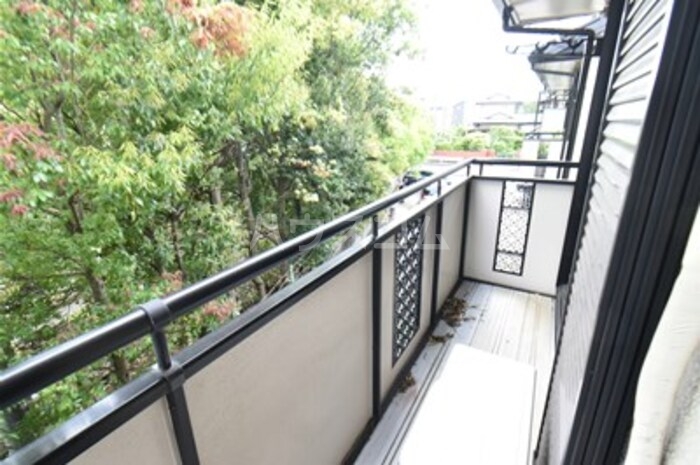 13/19 バルコニー