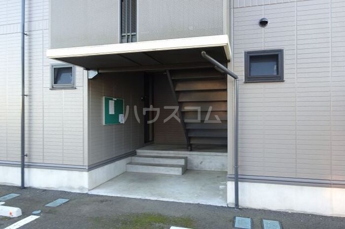 18/24 エントランス