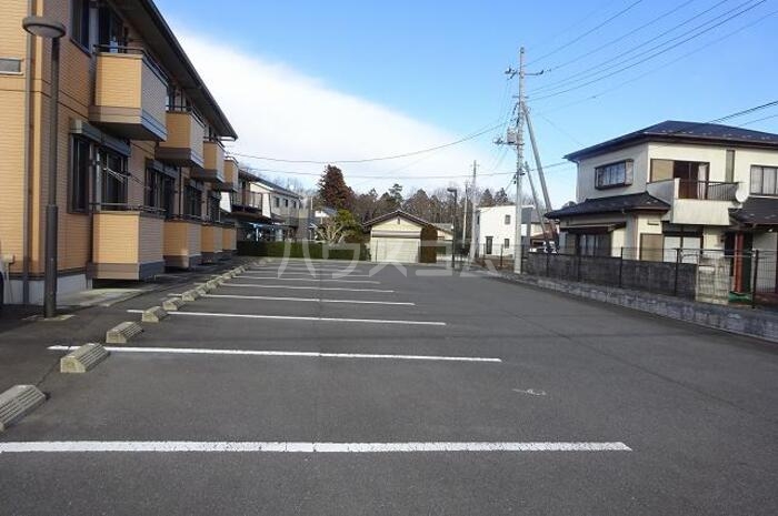 18/19 駐車場