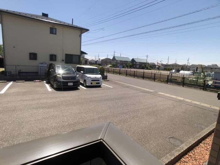 4/10 駐車場