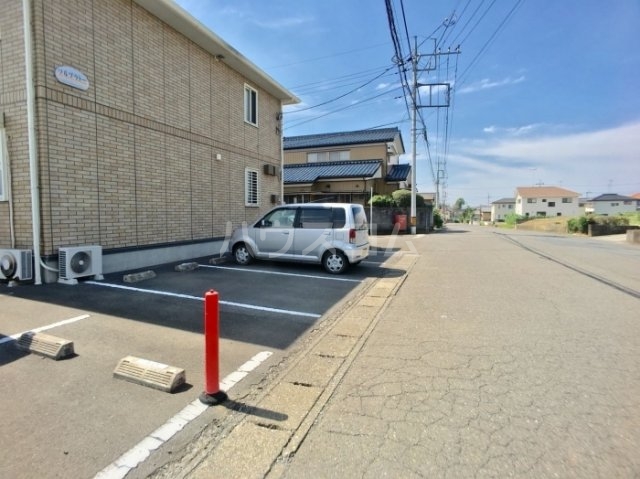 21/29 駐車場