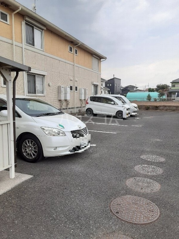 25/30 駐車場