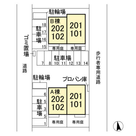 14/22 駐車場
