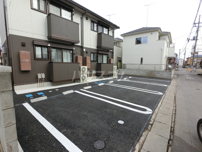 18/26 駐車場