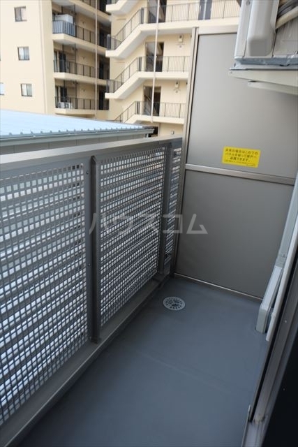 14/27 バルコニー