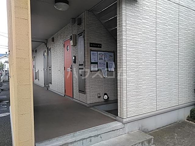 2/5 エントランス