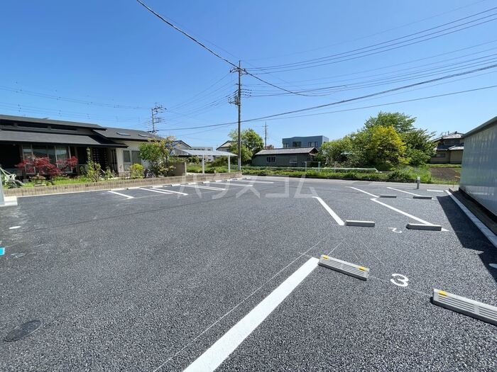 16/20 駐車場