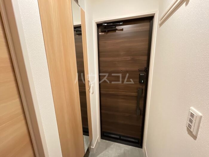6/20 玄関