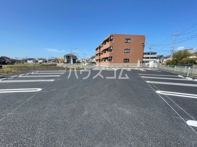 16/22 駐車場