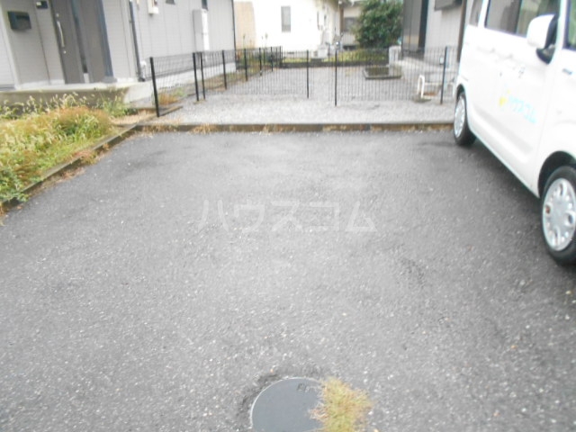 14/18 駐車場