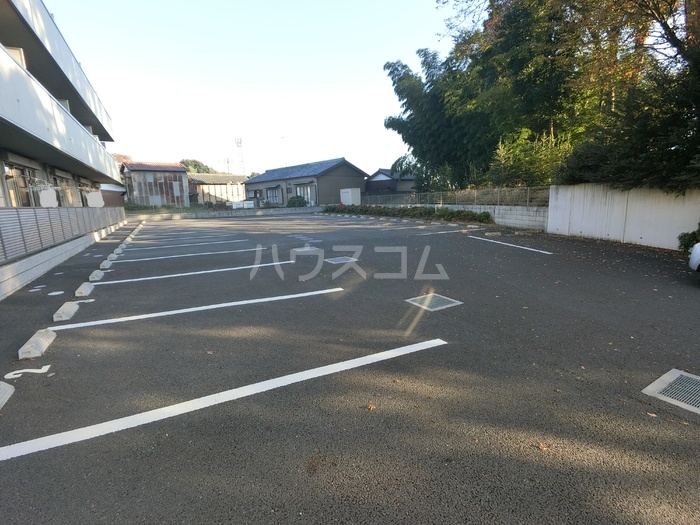 17/26 駐車場