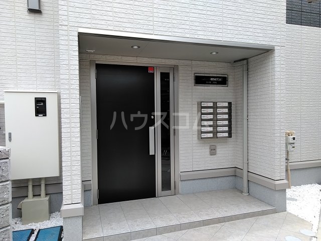 2/5 エントランス