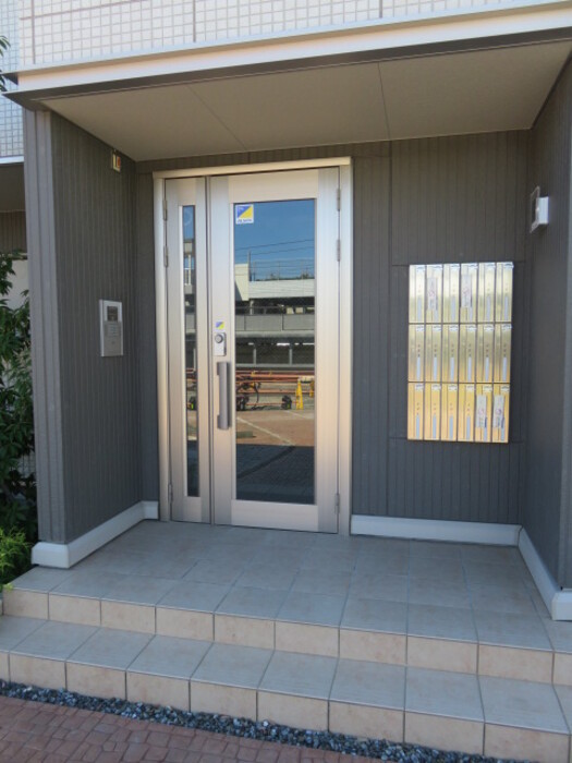 14/20 エントランス