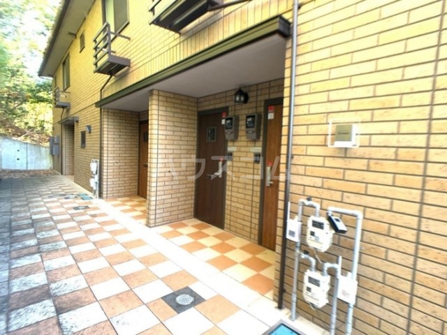 19/24 エントランス