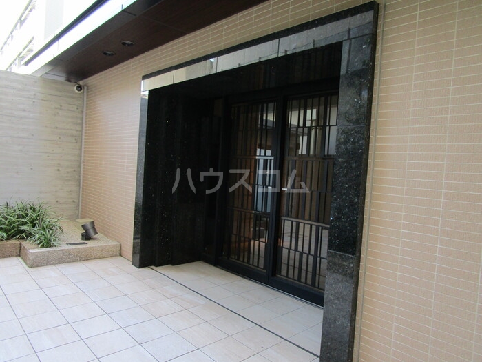 20/24 エントランス