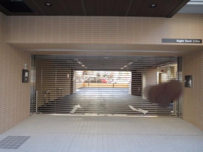 21/24 駐車場
