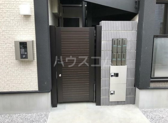2/6 エントランス