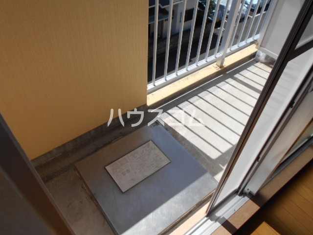 14/27 バルコニー