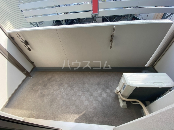 17/27 バルコニー