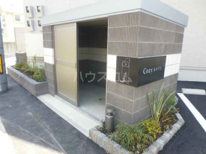 22/25 エントランス