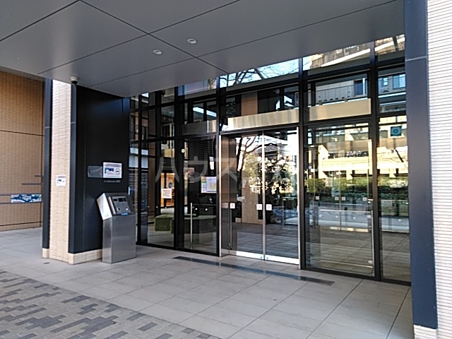 20/29 エントランス