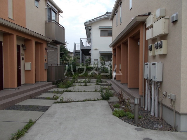 14/15 エントランス