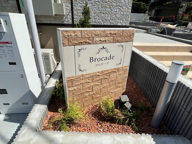 4/10 エントランス