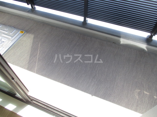17/28 バルコニー