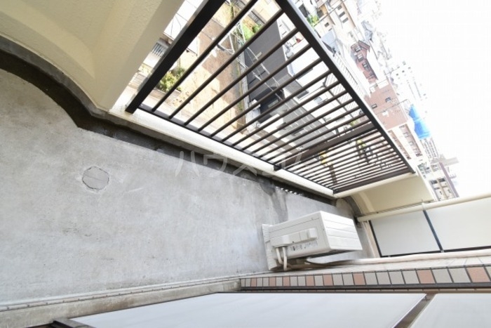 14/22 バルコニー