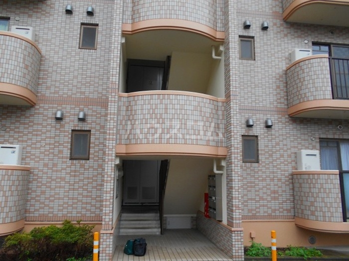 3/6 エントランス