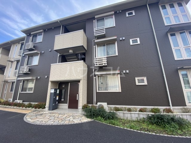27/30 駐車場