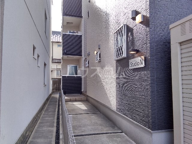 17/26 エントランス