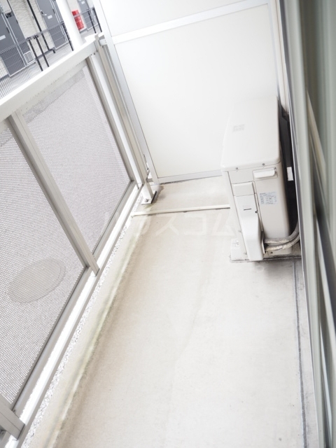 18/30 バルコニー