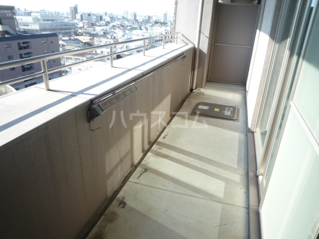 17/27 バルコニー