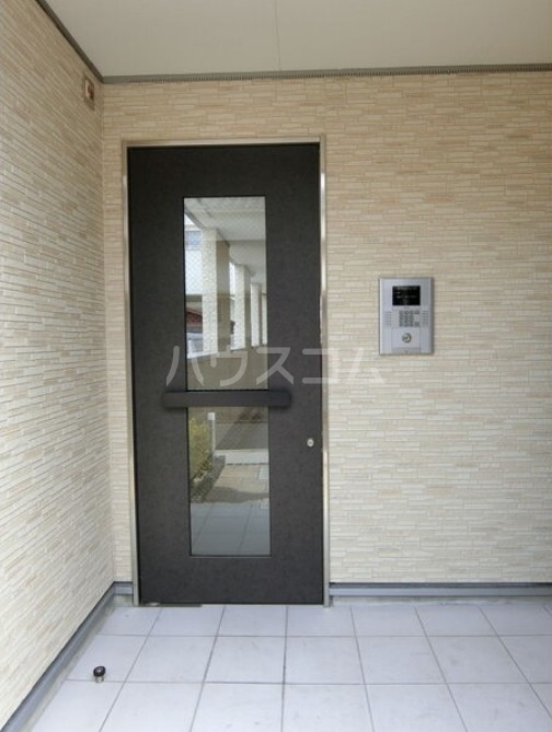 6/11 エントランス