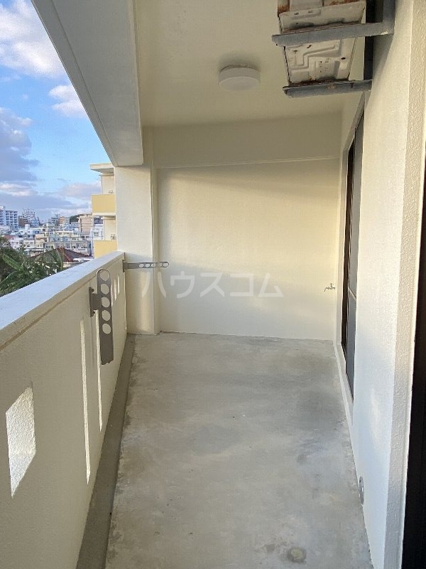 13/17 バルコニー