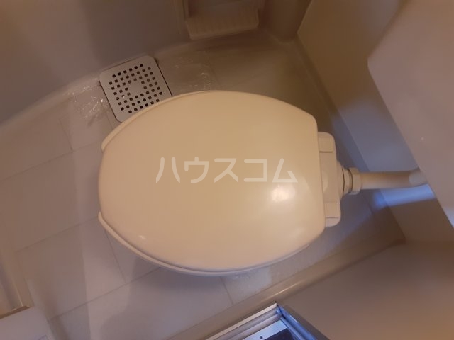 13/30 トイレ