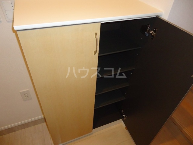 2/3 エントランス