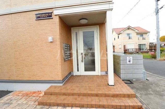 18/29 エントランス