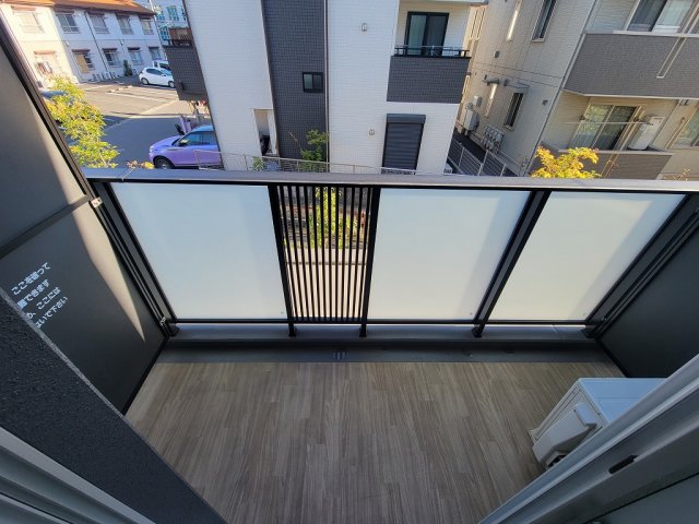 13/30 バルコニー