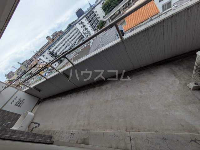 26/30 バルコニー
